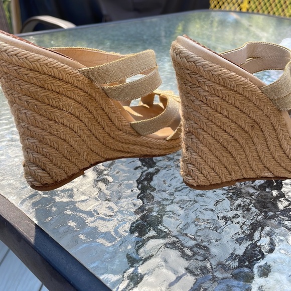 Christian Louboutin Delfin Espadrille wedges gold ribbon size 38 - Picture 4 of 5